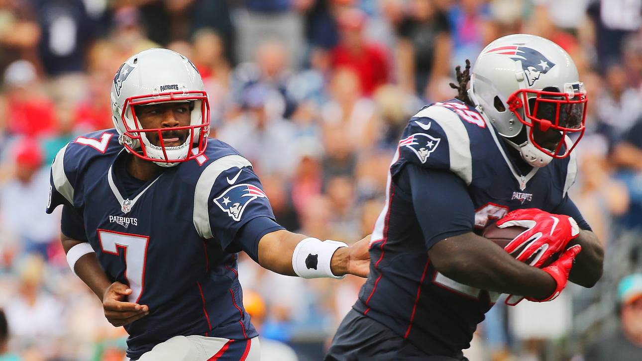 Miami Dolphins v New England Patriots