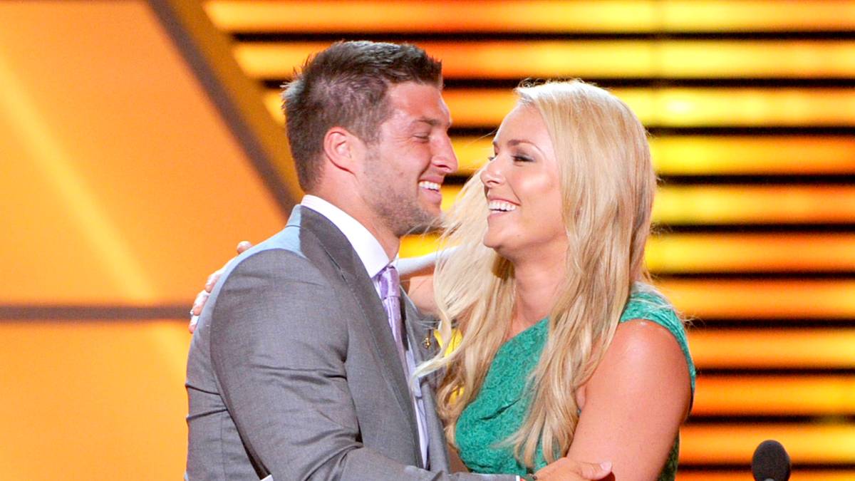 Ein Jahr zuvor trifft sie sogar den damaligen Broncos-Quarterback Tim Tebow bei den ESPY Awards