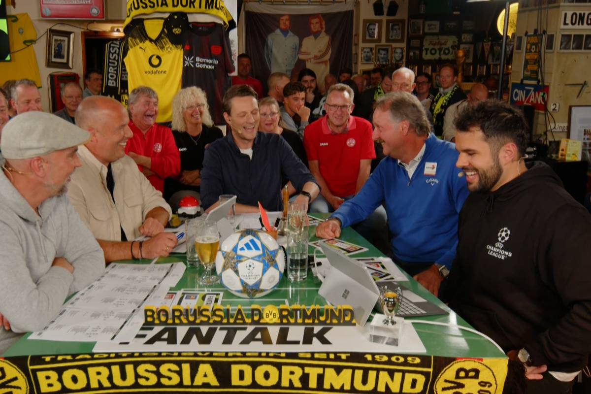 "Tinte trocken?" Neururer scherzt über Gladbach-Gerüchte