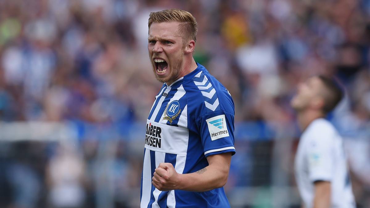 In der vergangenen Saison ist Rouwen Hennings nicht zu stoppen. 17 Mal schlägt er in 27 Spielen zu und schnappt sich die Kanone