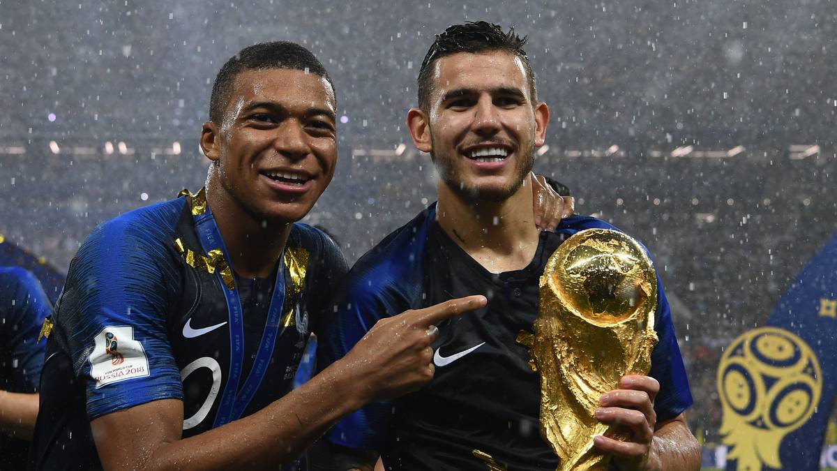 Ein Dementi gibt es weder von Bayern-Boss Karl-Heinz Rummenigge noch - gegenüber SPORT1 - von Atleticos Sportdirektor. Wer ist der gemäß festgeschriebener Ablöse 85 Millionen Euro teure Mann - für den die Bayern also angeblich tiefer denn je in die Tasche greifen wollen? SPORT1 stellt ihn vor