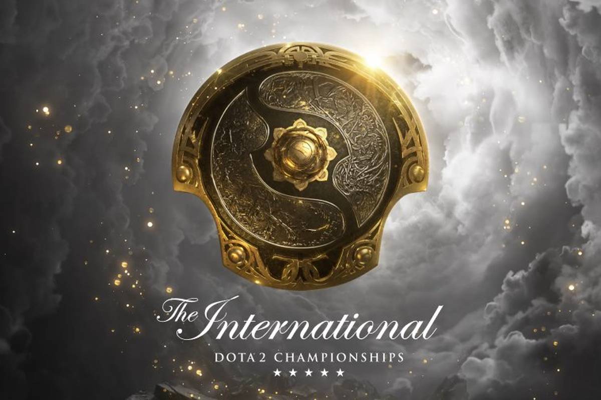 In this episode our Dota 2 expert panel around Niklas Walkerling and Alexander Englisch talk about the "The International 10", the participating teams and their chances in winning the tournament.