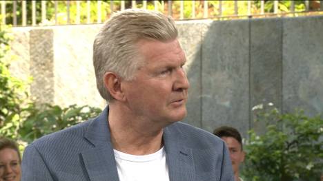 Stefan Effenberg fordert im Doppelpass für diese Aussage Applaus ein. 