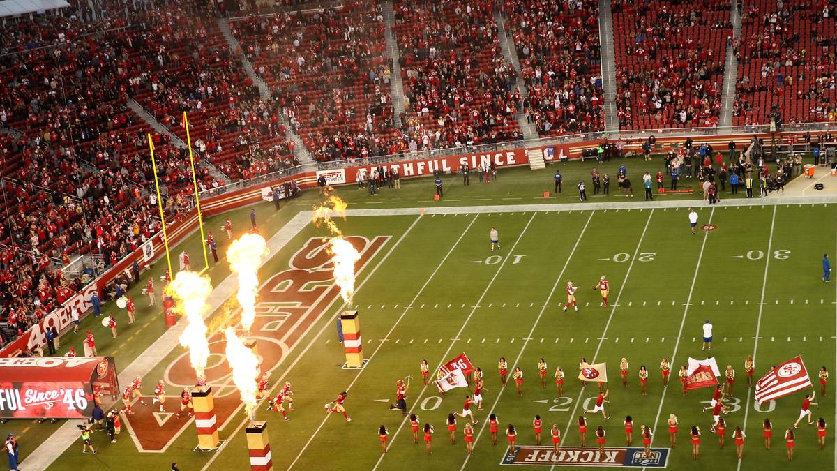 Die Gemeinsamkeit der wertvollsten Teams sind ihre Standorte in großen Märkten und die beeindruckenden Arenen. Der durchschnittliche Wert eines NFL-Teams beträgt 2,34 Milliarden Dollar, was eine Steigerung von 19 Prozent gegenüber dem Vorjahr bedeutet. SPORT1 zeigt die Werte und Einkünfte der NFL-Franchises