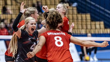 Kimberly Drewniok (Nr.8) hatte ihre DVV-Karriere eigentlich schon beendet