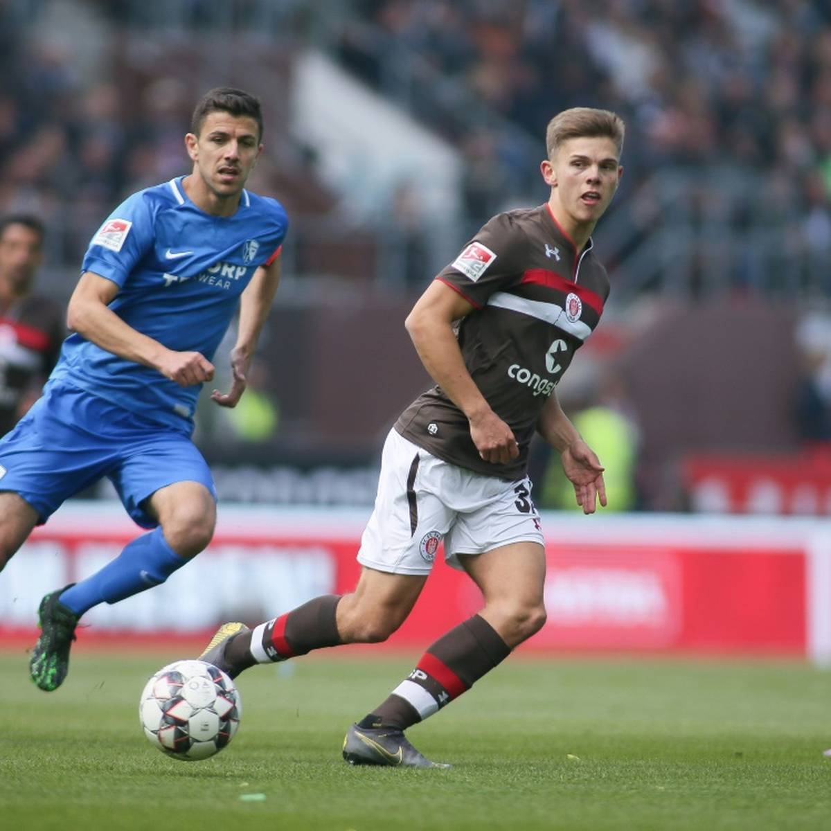 Fußball-Bundesligist TSG Hoffenheim hat den ersten Neuzugang für die kommende Saison verpflichtet.
