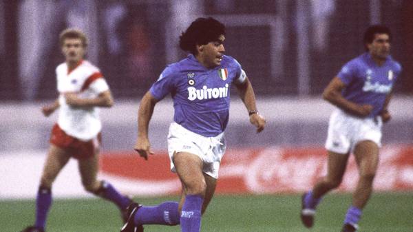 Diego Maradona im Trikot des SSC Neapel