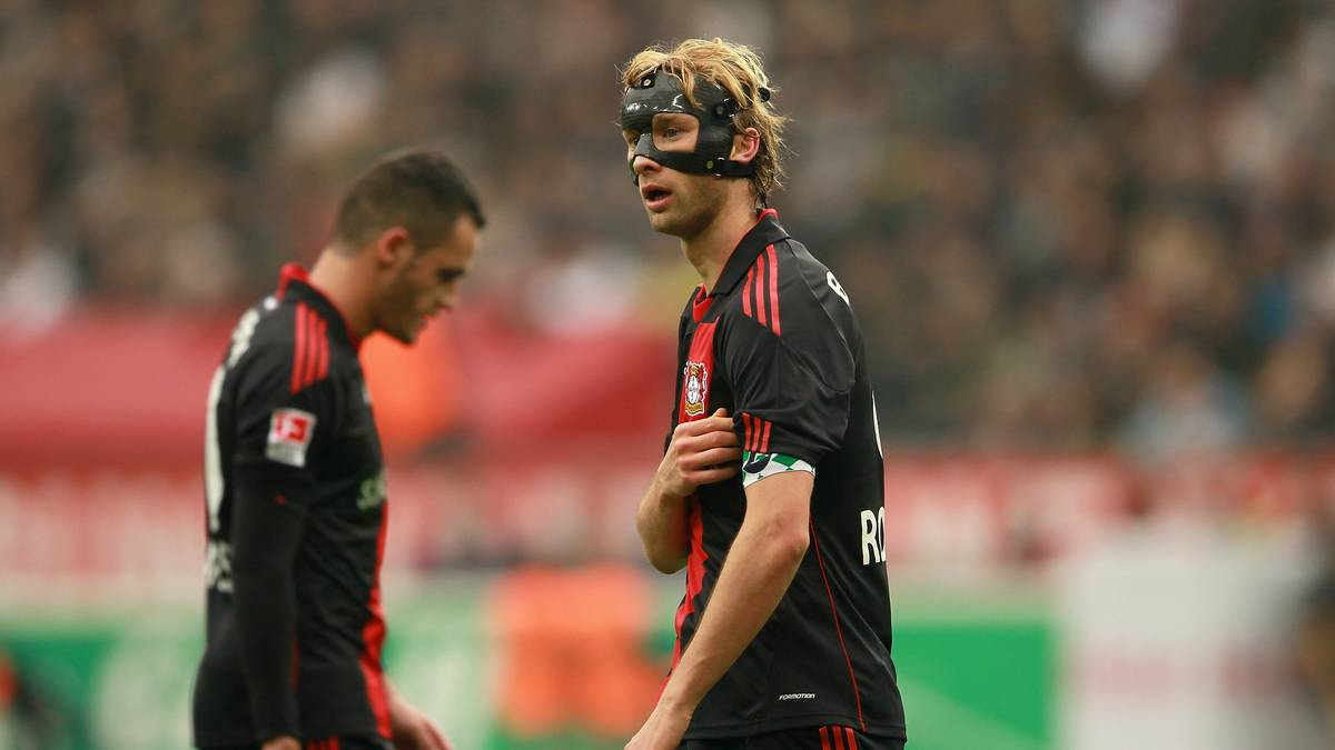 Simon Rolfes (Bayer Leverkusen, 2012)