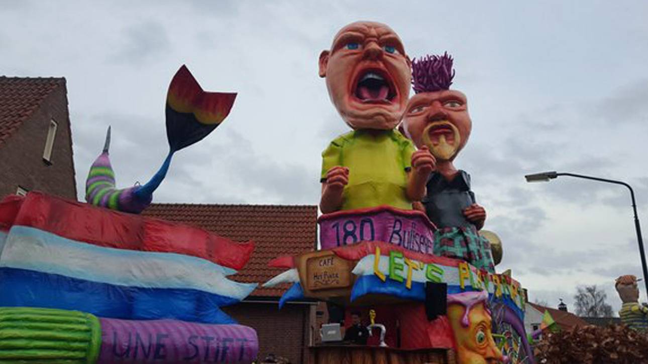 Dartsspieler erobern den Karneval