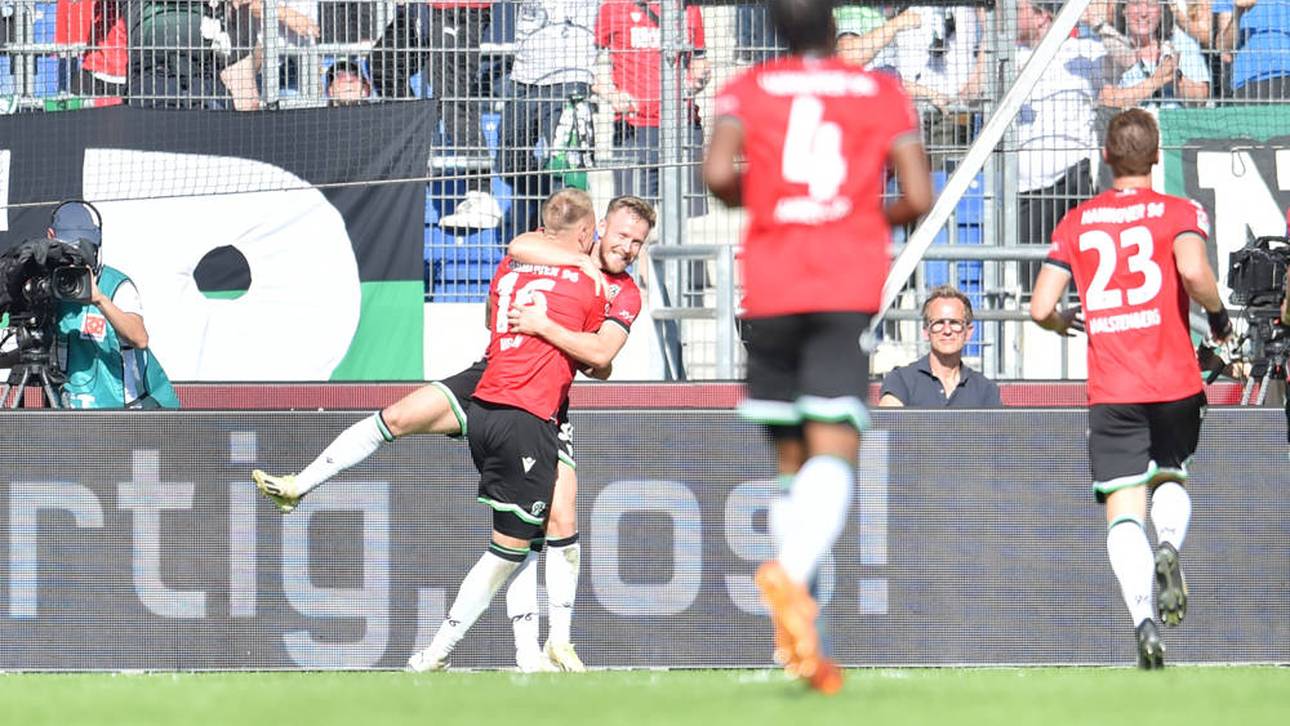 Krasses Torfestival in der 2. Liga