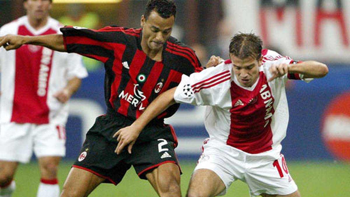 2003: RAFAEL VAN DER VAART (Ajax Amsterdam) - Der erste Preisträger trug 2003 den Namen Rafael van der Vaart. Im Trikot von Ajax Amsterdam gelang dem damals 20-Jährigen sein großer Durchbruch. In 21 Ligaspielen erzielte der offensive Mittelfeldmann 18 Tore