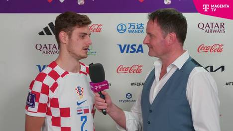 Bayern-Spieler Josip Stanisic wurde mit der kroatischen Nationalmannschaft dritter bei der WM. Nach dem Spiel kann der Rechtsverteidiger seine Gefühle kaum in Worte fassen. 