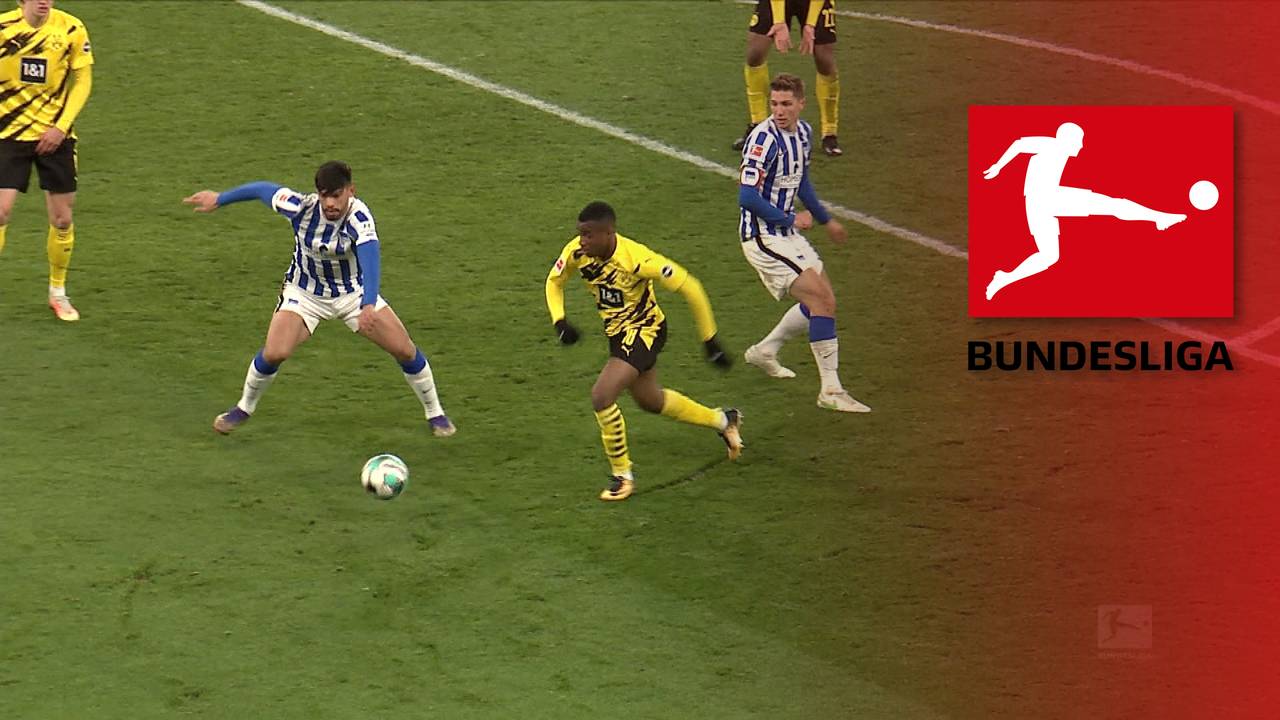 Warum Moukoko beim BVB wenig spielt
