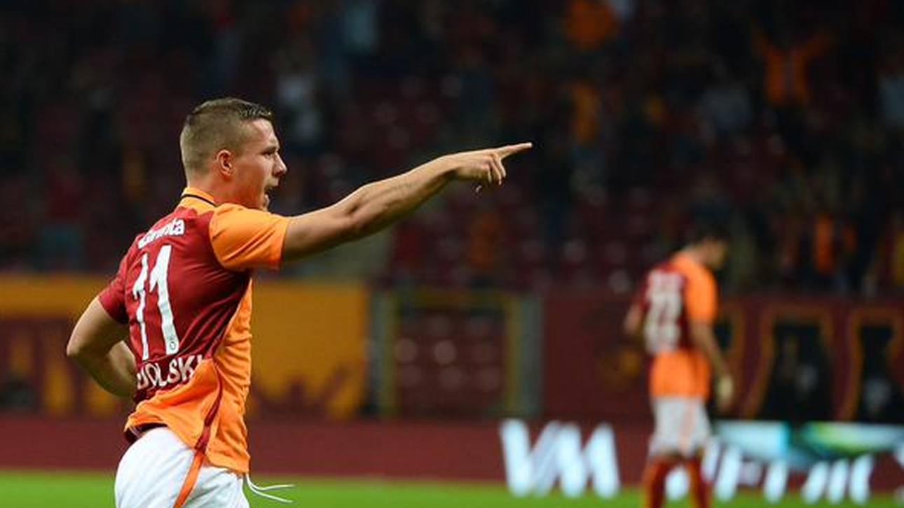 Podolski rettet Istanbul Punkt