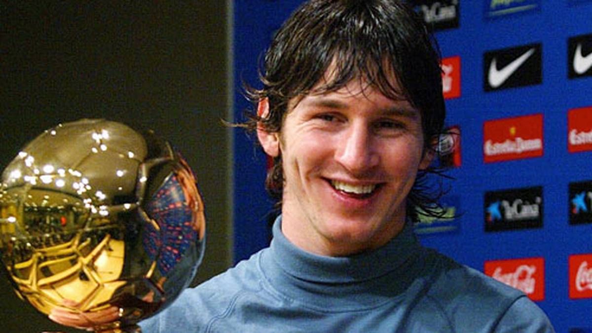 2005: LIONEL MESSI (FC Barcelona) - Natürlich darf Lionel Messi nicht fehlen. Mit der Wahl zum Golden Boy brach eine Titelflut auf den Argentinier hinein. Er sollte daraufhin fünfmal Weltfußballer und dreimal Europas Fußballer des Jahres werden