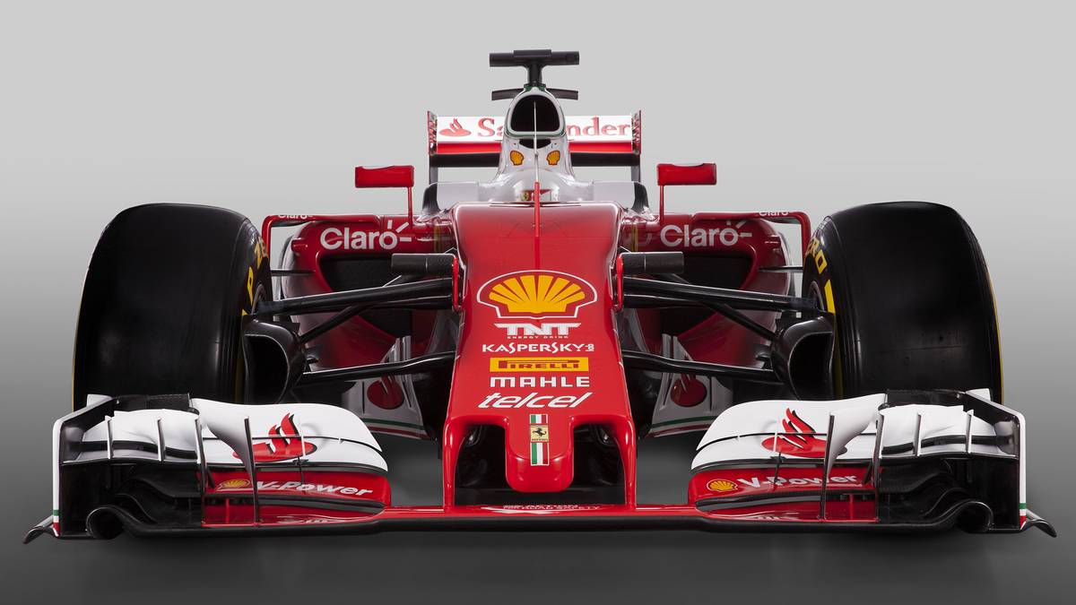 Vorhang auf für Sebastian Vettels neuen Dienstwagen. Der Ferrari mit der Typbezeichnung SF 16-H wirkt schmaler und stromlinienförmiger als das Vorjahresmodell - und farblich verändert.  SPORT1 zeigt die ersten Bilder