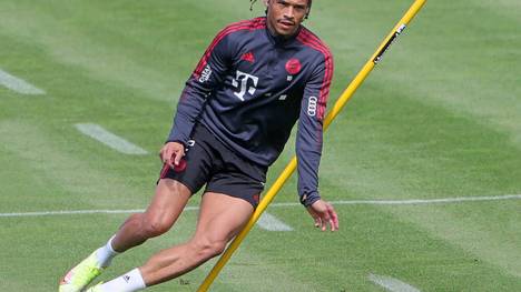 Leroy Sané startet in seine zweite Saison beim FC Bayern. Und der Druck, der auf ihm lastet, wird nicht geringer. Auch Bayern Sportvorstand Hasan Salihamidzic fordert viel von dem 25-jährigen. 