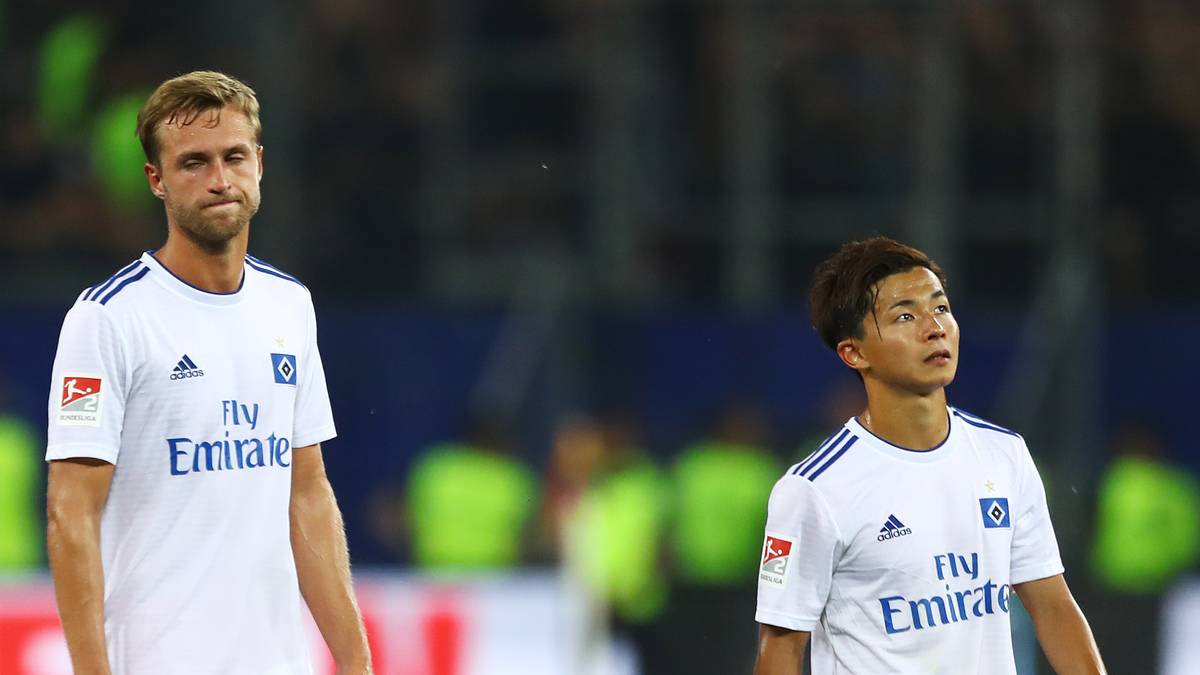 MATTI STEINMANN (l.): Unter Ex-Trainer Christian Titz kam er gelegentlich zum Einsatz, doch im Winter wurde der Mittelfeldspieler nach Dänemark verliehen. Im Sommer kehrt er nun zurück und möchte sich für einen Platz im HSV-Team empfehlen