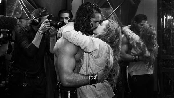 Diese WWE-Stars sind privat ein Paar: Seth Rollins und Becky Lynch