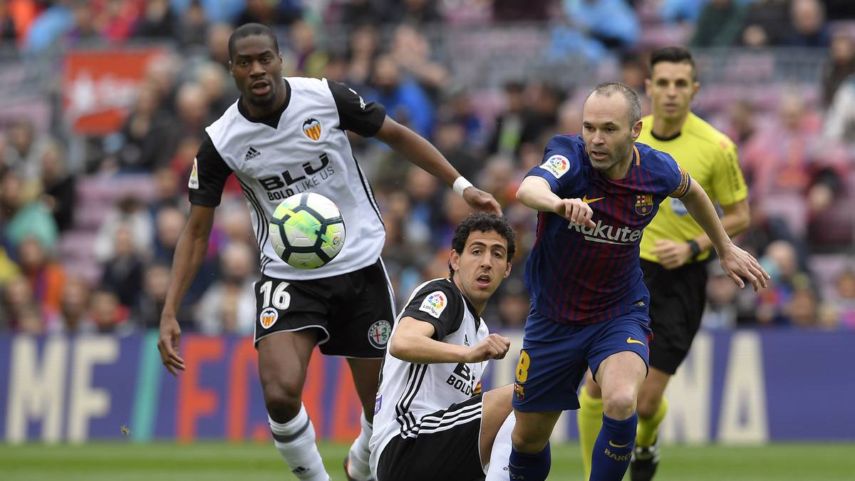 GEOFFREY KONDOGBIA ZUM FC VALENCIA: Der Mittelfeldspieler war bereits an die Spanier ausgeliehen. Nun kassiert Inter 30 Millionen Euro und lässt den Franzosen endgültig ziehen