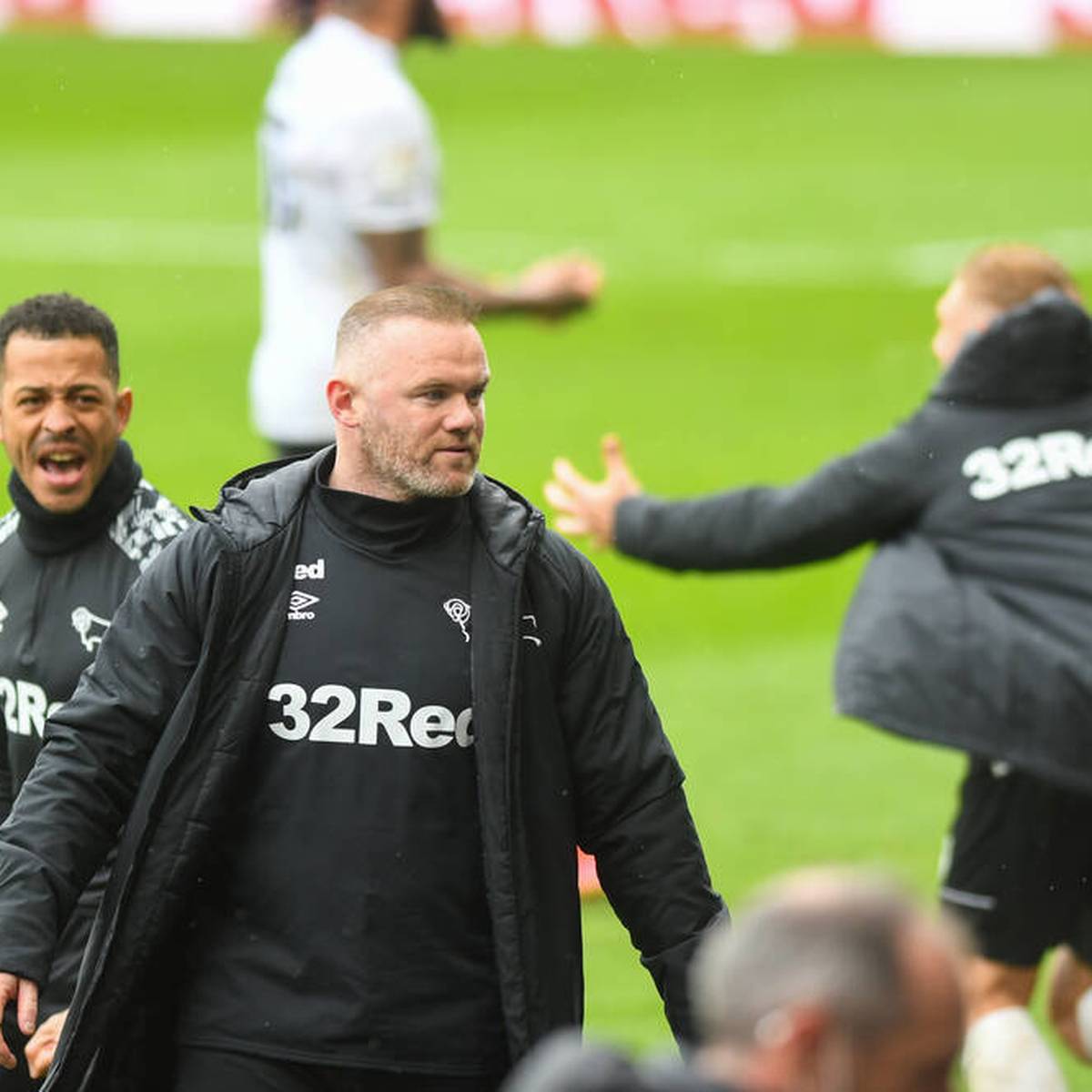 Wayne Rooney Derby County Teammanager Schafft Klassenerhalt In Championship