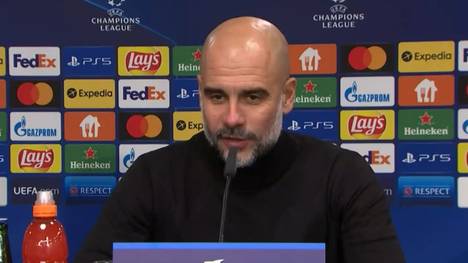 Zum Abschluss der CL-Gruppenphase musste Manchester City eine bittere 1:2-Niederlage gegen RB Leipzig hinnehmen. Trainer Pep Guardiola findet klare Worte zur Roten Karte von Kyle Walker.