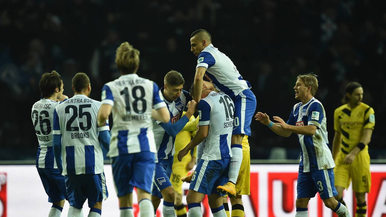 Schieber Hertha BSC v Borussia Dortmund - Bundesliga