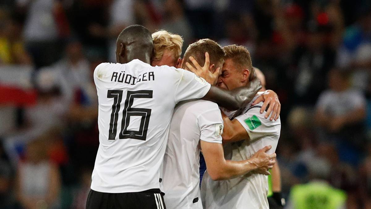 INDEPENDENT: "Toni Kroos zieht den Weltmeister vom Abgrund zurück. Jeder kennt das Klischee: Die Schweden von Janne Andersson spielten einfach und effektiv. Im Großen und Ganzen zeigten alle eine gute Leistung. Am Ende gewinnen aber doch die Deutschen."