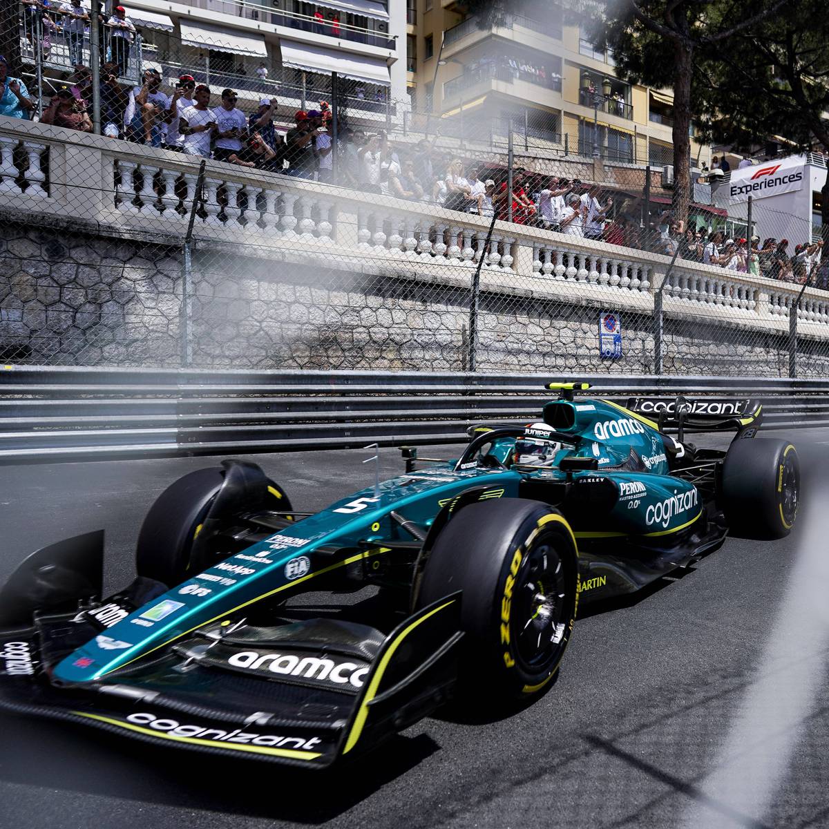 Sebastian Vettel stellt beim Qualifying zum Monaco-GP mal wieder seine Stärke auf dem Stadtkurs im Fürstentum unter Beweis. Für Mick Schumacher läuft es weniger gut.