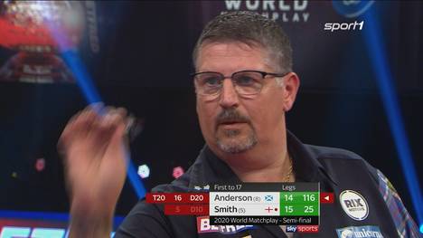 Gary Anderson behält im Halbfinale des Darts World Matchplay die Nerven.Gegen Michael Smith siegt er am Ende knapp mit 18:16. 
