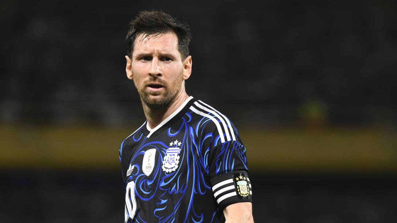Angeschlagener Messi führt Kader an