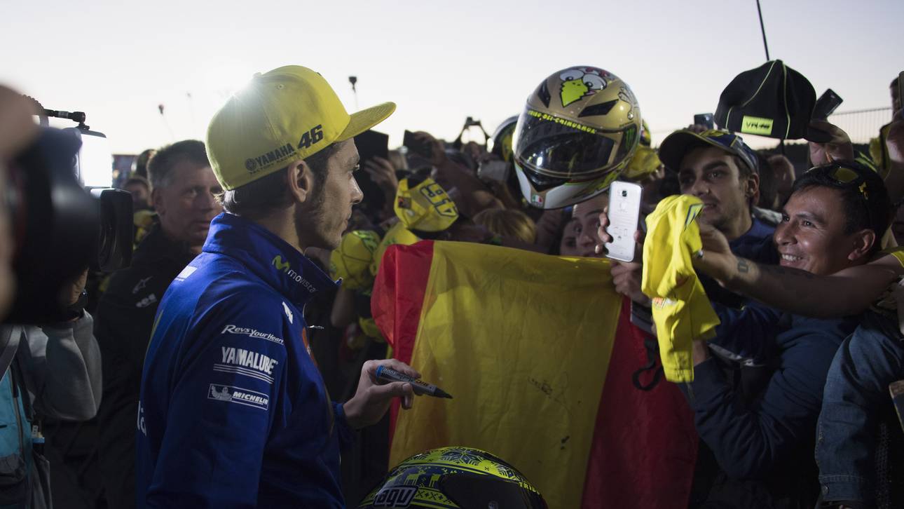Rossi rastet aus: Tritt gegen Frau