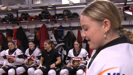 Die deutsche Eishockey-Nationalmannschaft der Frauen stimmt sich auf ganz besondere Weise auf die Partie gegen Frankreich im Deutschland Cup ein. 