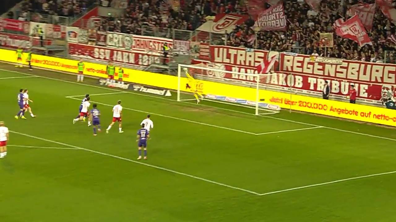 SSV Jahn Regensburg - Erzgebirge Aue | Highlights der 3. Liga im Video