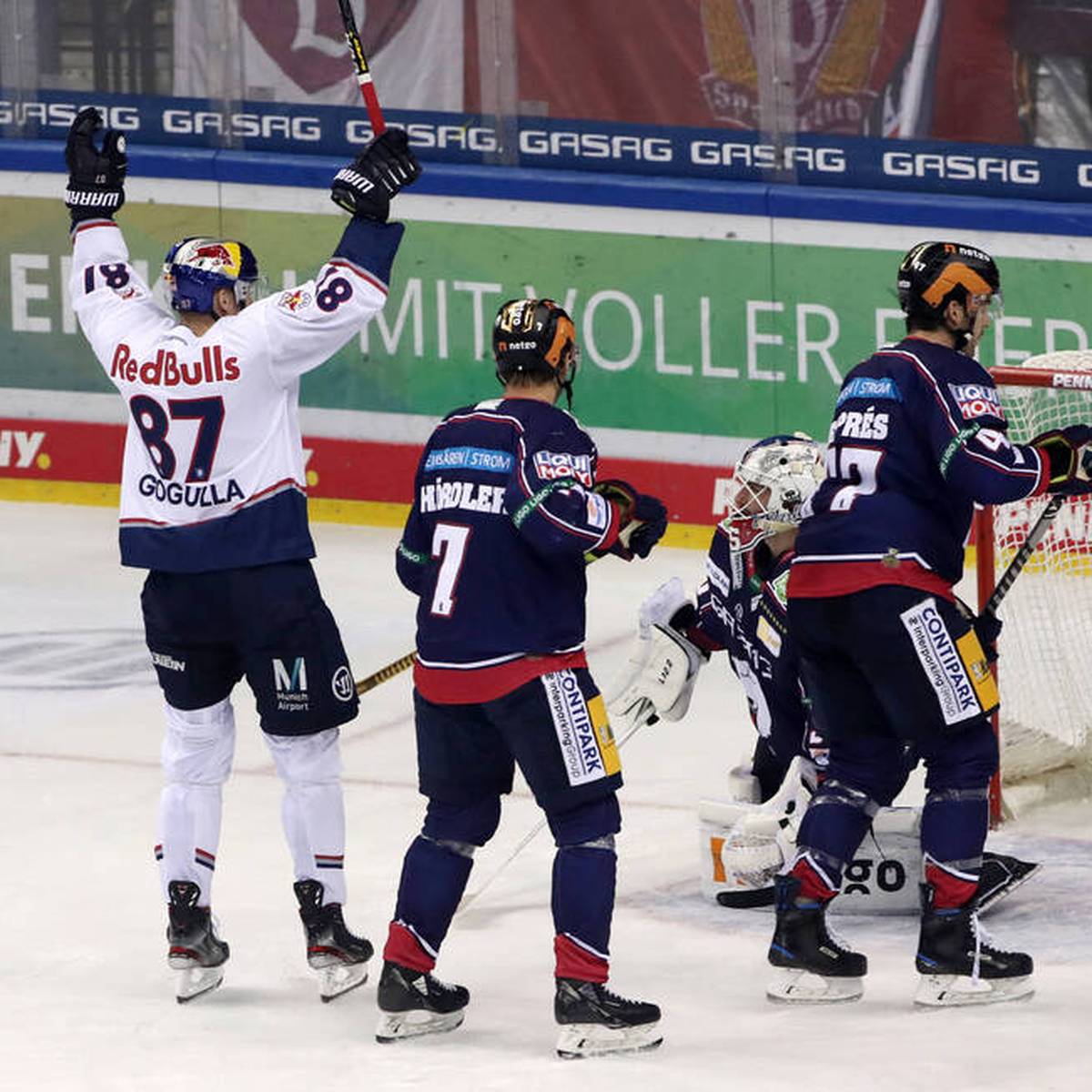 Eishockey, DEL Red Bull München gewinnt Auftakt bei Eisbären Berlin