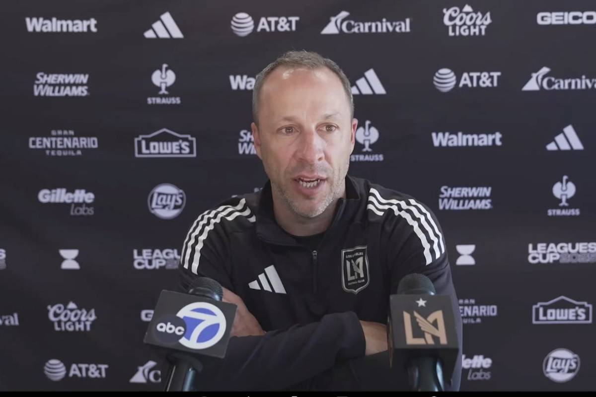 Die Gerüchte um einen Wechsel von Heung-min Son zum LAFC halten sich hartnäckig. Trainer Steve Cherundolo wiegelt zwar noch ab, würde den Südkoreaner aber mit Kusshand nehmen.