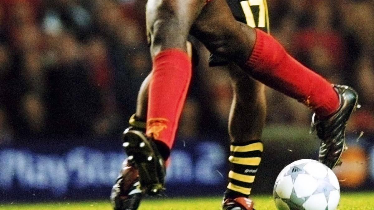 Doch die Dortmunder finden in Liverpool überhaupt nicht in die Spur, im Spiel nach vorne geht wenig zusammen