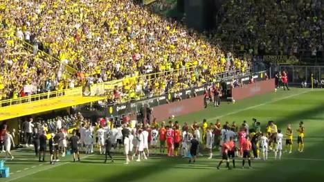 Borussia Dortmund hat Mats Hummels verabschiedet. Die Fans der Schwarz-Gelben sorgen für emotionale Bilder.