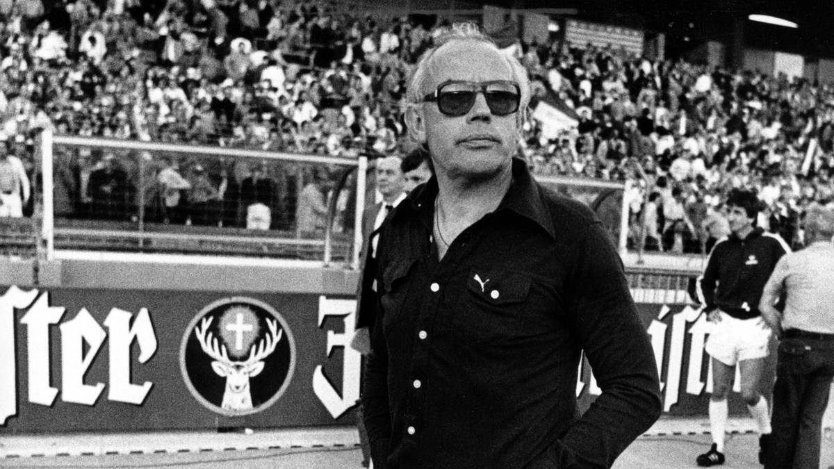 TRAINER: HENNES WEISWEILER - Der viermalige Meister-Coach hinterließ ein Erbe, das auch der ebenso legendäre Nachfolger Udo Lattek nicht übertreffen konnte. Starb 1983 nach einem Herzinfarkt