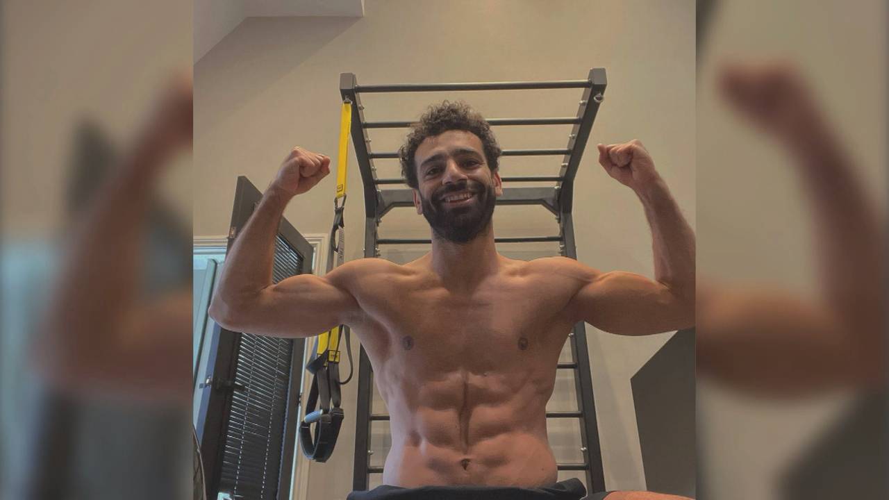 Mo Salah lässt vor Topspiel gegen United die Muskeln spielen