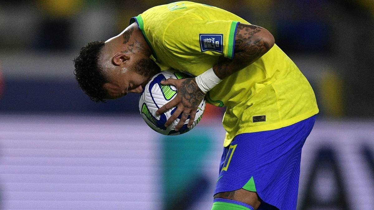 Neymar lässt Pele hinter sich