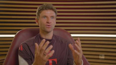 Thomas Müller witzelt über die Motivation für die laufende Saison und nennt einen entscheidenden Faktor für den Titelhunger der Bayern. 