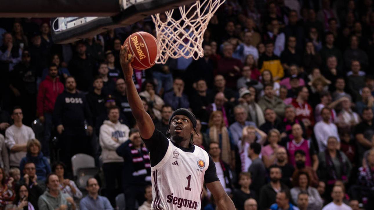 Titelverteidiger Bayern weiter!