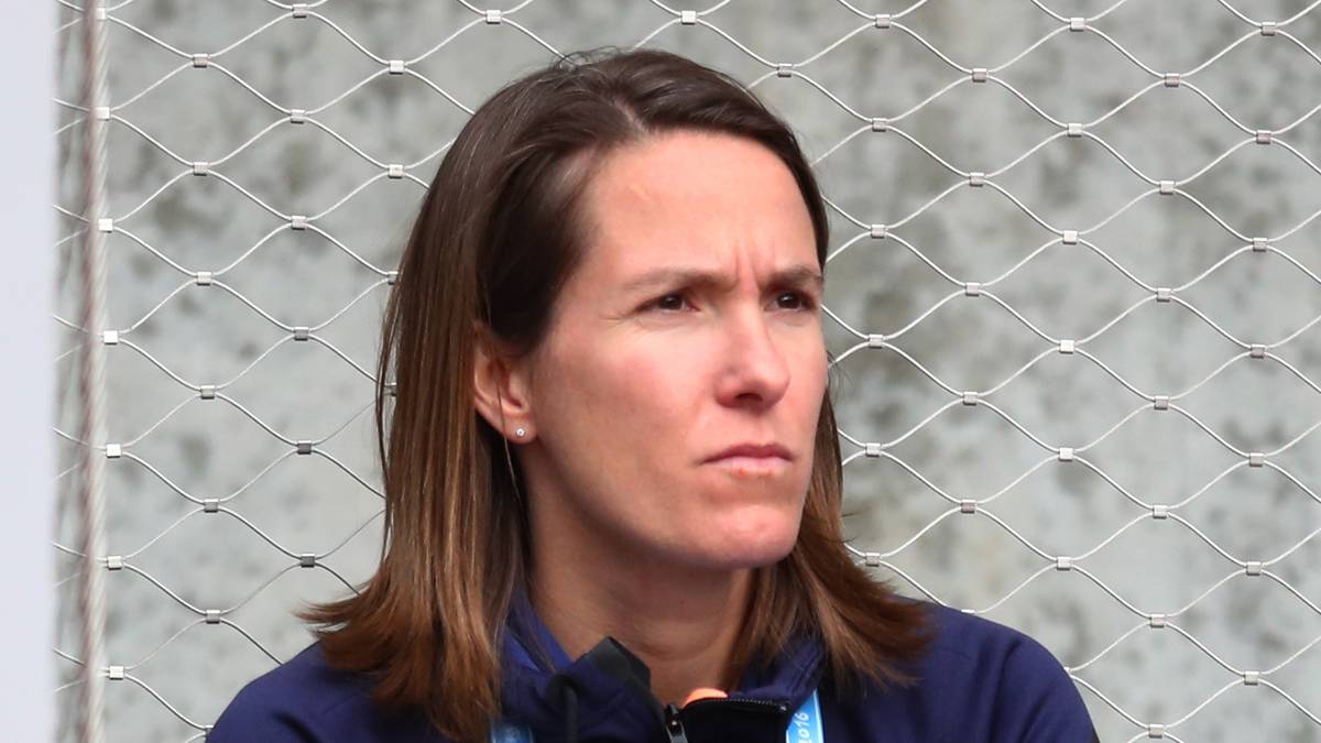 Henin beriet - ohne viel öffentliches Aufhebens darum zu machen - die Ukrainerin Elina Svitolina. Mit etwas Hilfe der belgischen Legende näherte sich Svitolina schrittweise der Weltspitze an...