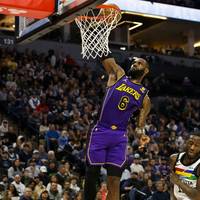 Die Fans der LA Lakers dürfen auf die NBA-Play-offs hoffen. Das um Superstar LeBron James fährt einen sehr wichtigen Sieg ein.