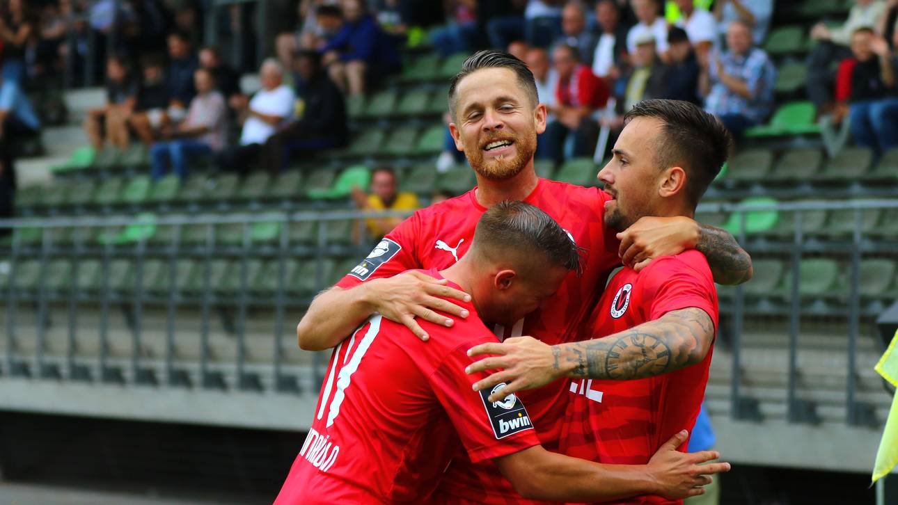 3. Liga: Heimklatsche für Bayern