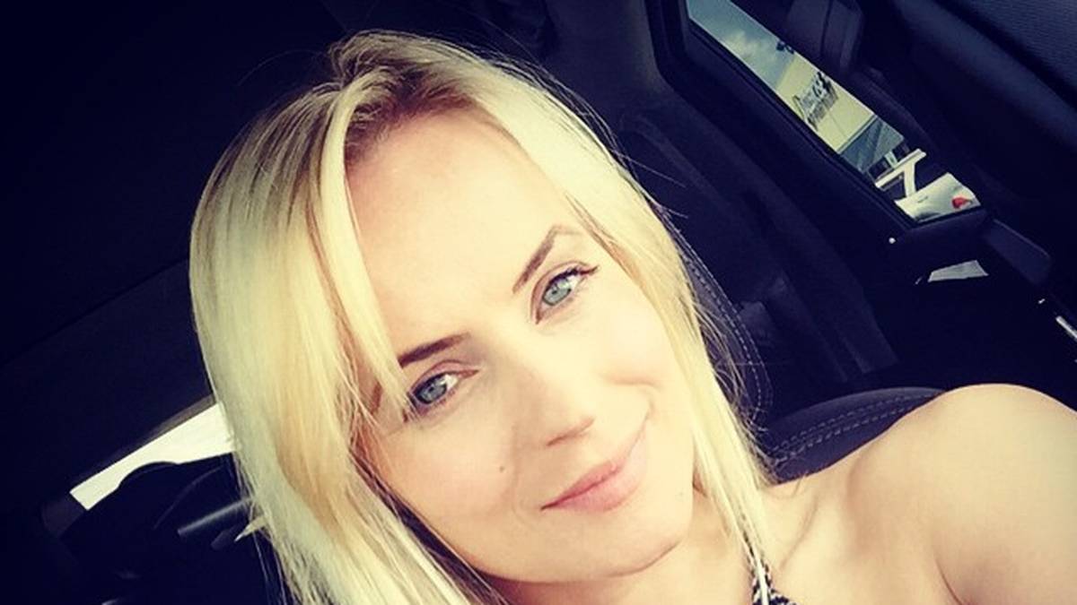 Instagram ist für Pollyanna ein wichtiges Tool, um mit ihren Fans zu kommunizieren. Bei ihren regelmäßigen Grüßen zeigt sie stets ihr schönstes Lächeln