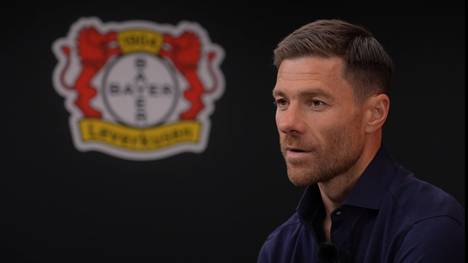 Xabi Alonso hat seinen Vertrag bei Bayer Leverkusen vorzeitig um zwei weitere Jahre bis 2026 verlängert. Der Spanier erreichte nach seiner Übernahme noch Platz sechs in der Bundesliga.