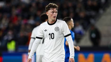 Die Entscheidung, für welche Nation Paul Wanner zukünftig aufläuft, ist gefallen. Das Ex-Bayern-Talent, das im Oktober noch für die deutsche U21 auf dem Platz stand, gibt dem DFB-Team dabei einen Korb. 