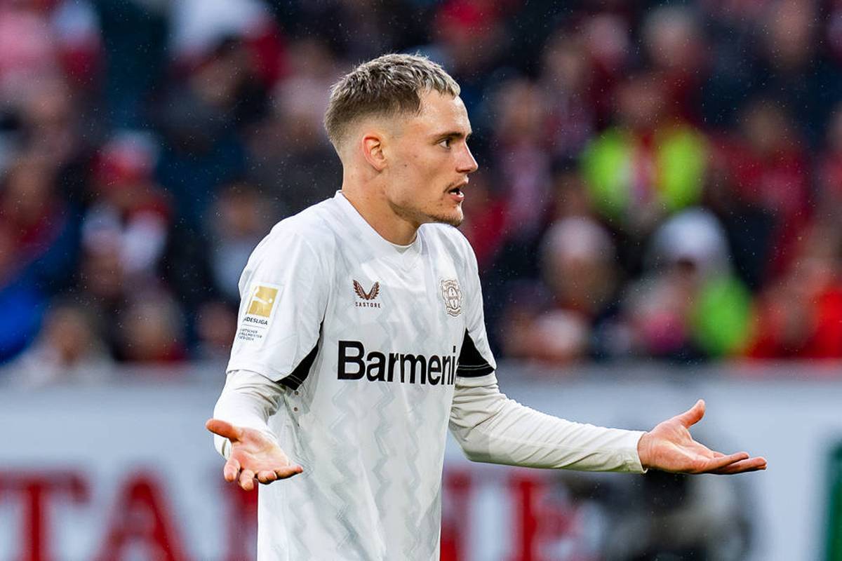 Der Flug der Familie Wirtz nach England lässt auch die Fans des FC Bayern aufhorchen. SPORT1-Chefreporter Stefan Kumberger spricht über den Eindruck, den Florian Wirtz damit hinterlässt.